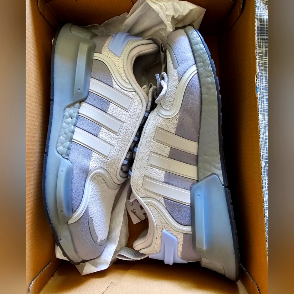 NMD_V3 women's 8.5